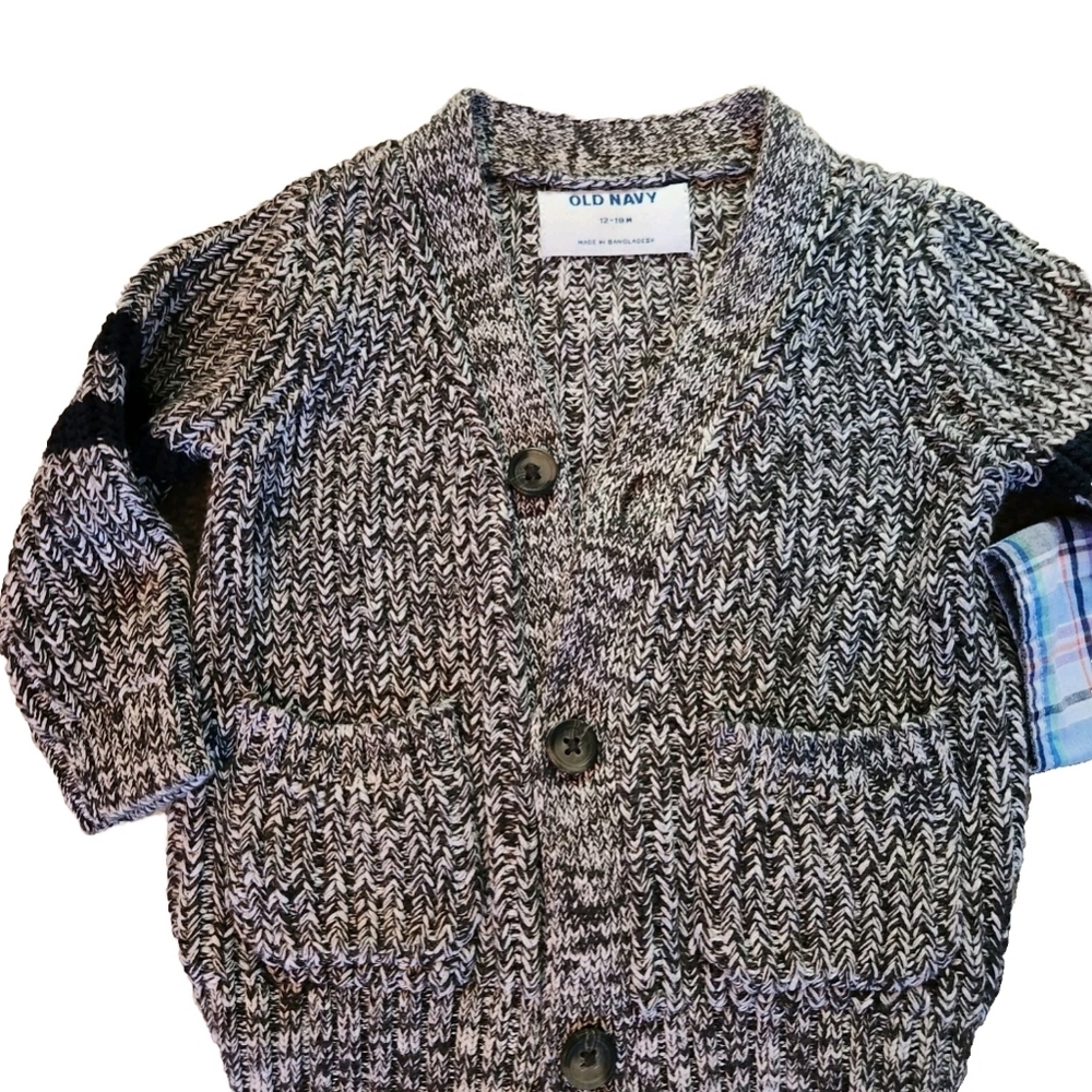 Old Navy 3 Piece Bundle 12-24 Months Soft Cargo Joggers Plaid Shirt & Cardigan - Picture 2 of 8